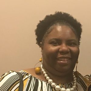 Meet your Posher, Carla